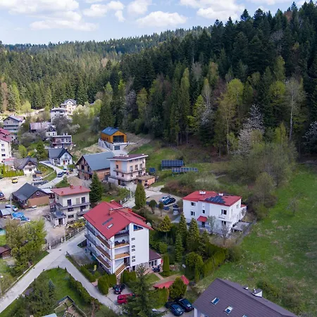Apartment Dom W Gorach *